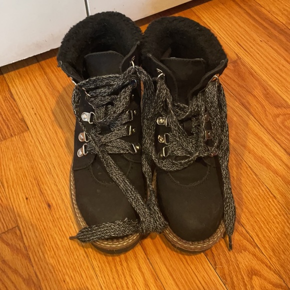 Boots - Picture 2 of 3